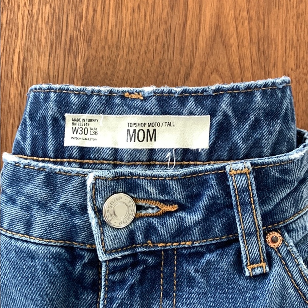 Top Shop mom jeans - Size 30 tall